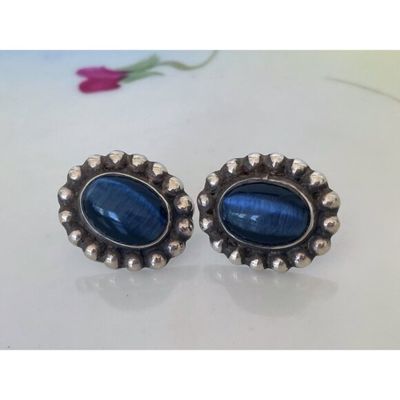 Vintage Mexican Sterling Silver Blue Cat Eye Earrings - Picture 8 of 10